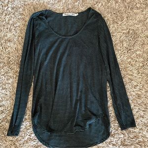 Michael stars shirt • like new • one size fits most